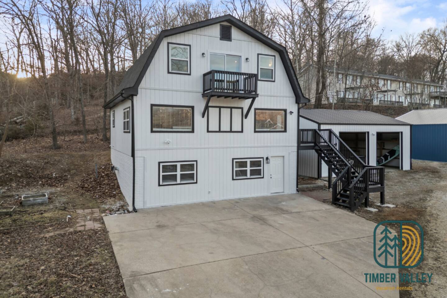 Exterior of the Sunrise Beach lakefront house